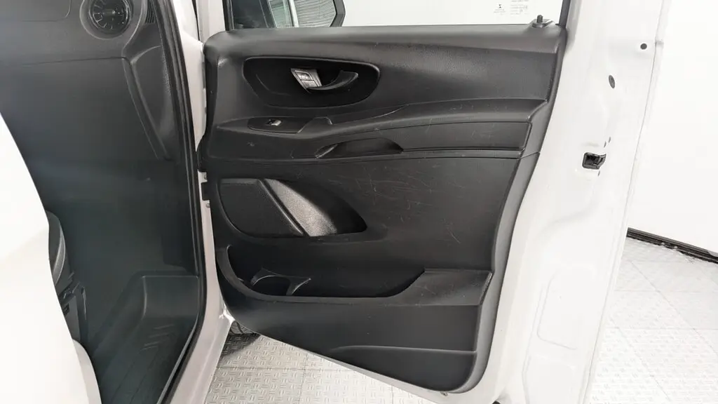 Florida Fine Cars - Used MERCEDES-BENZ METRIS 2021 ORLANDO 