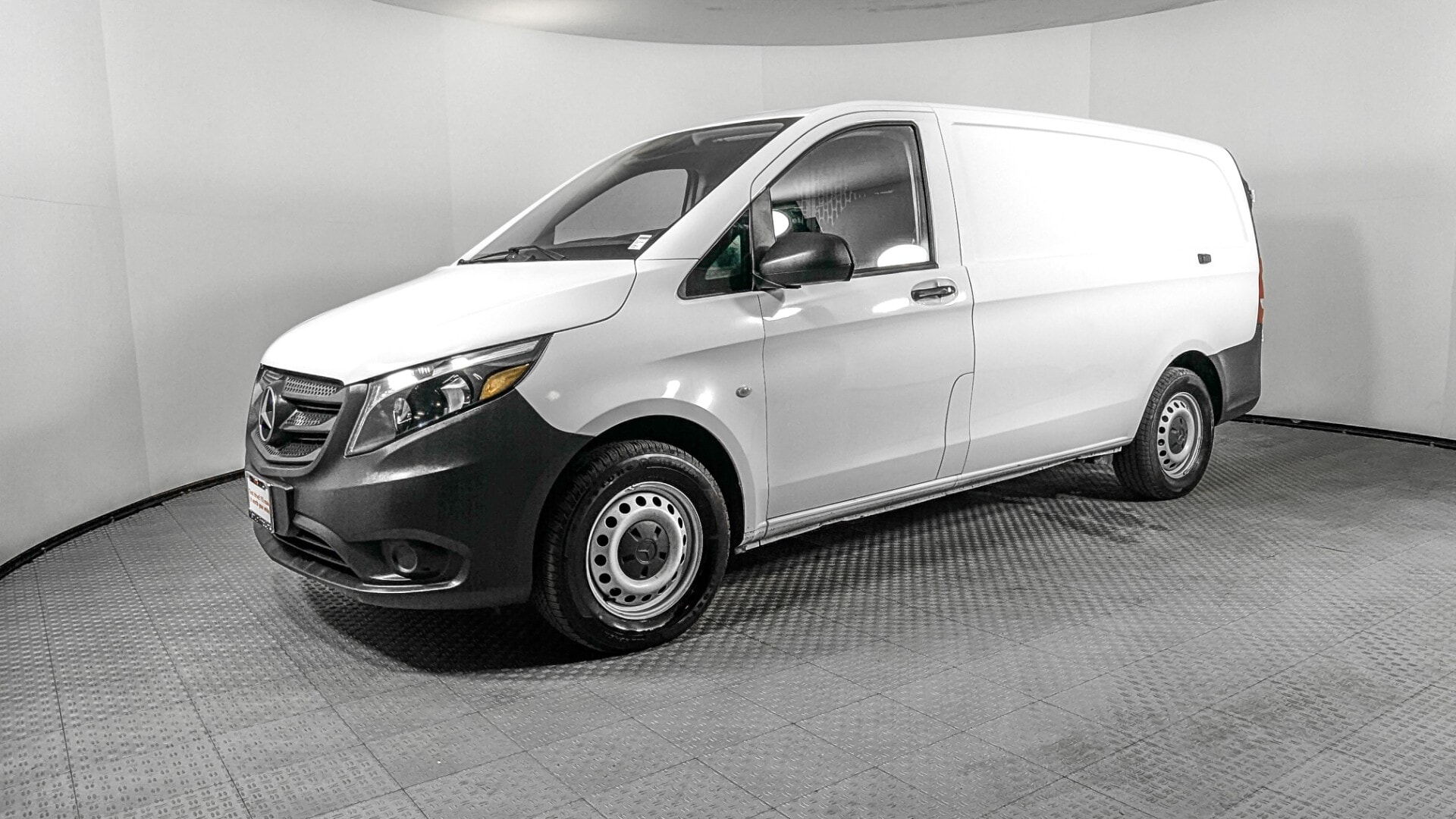 2016 Mercedes-Benz Metris Cargo Van Base
