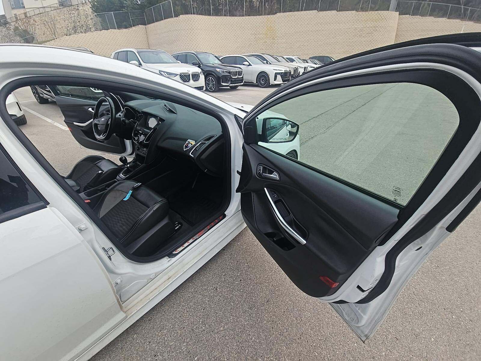 used vehicle - SEDAN FORD FOCUS 2018