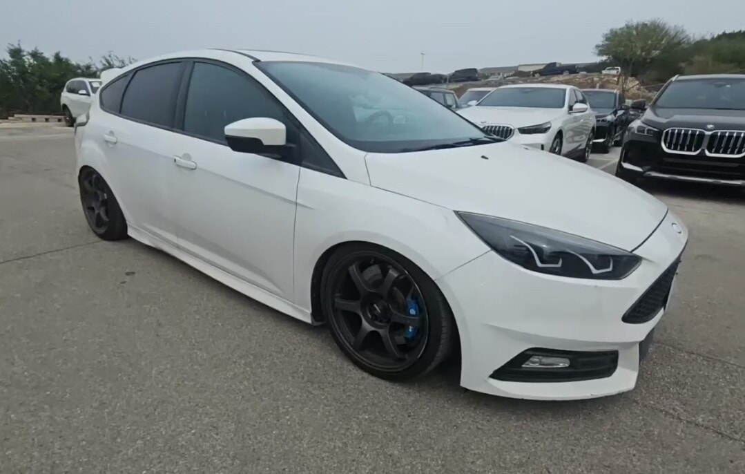 used vehicle - SEDAN FORD FOCUS 2018
