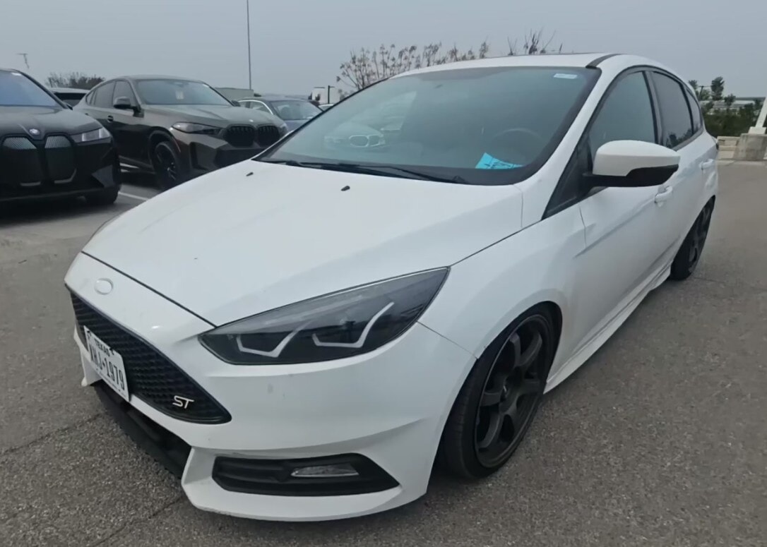 used vehicle - SEDAN FORD FOCUS 2018