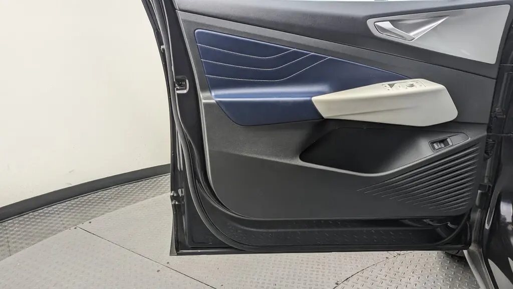 Florida Fine Cars - Used VOLKSWAGEN ID.4 2023 WEST PALM S