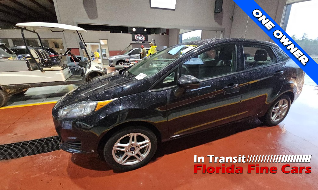 2019 Ford Fiesta SE's photo