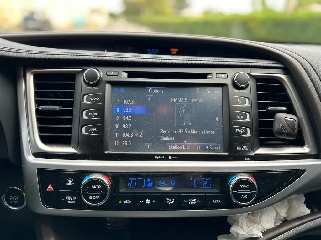 Florida Fine Cars - Used TOYOTA HIGHLANDER 2015 MIAMI XLE