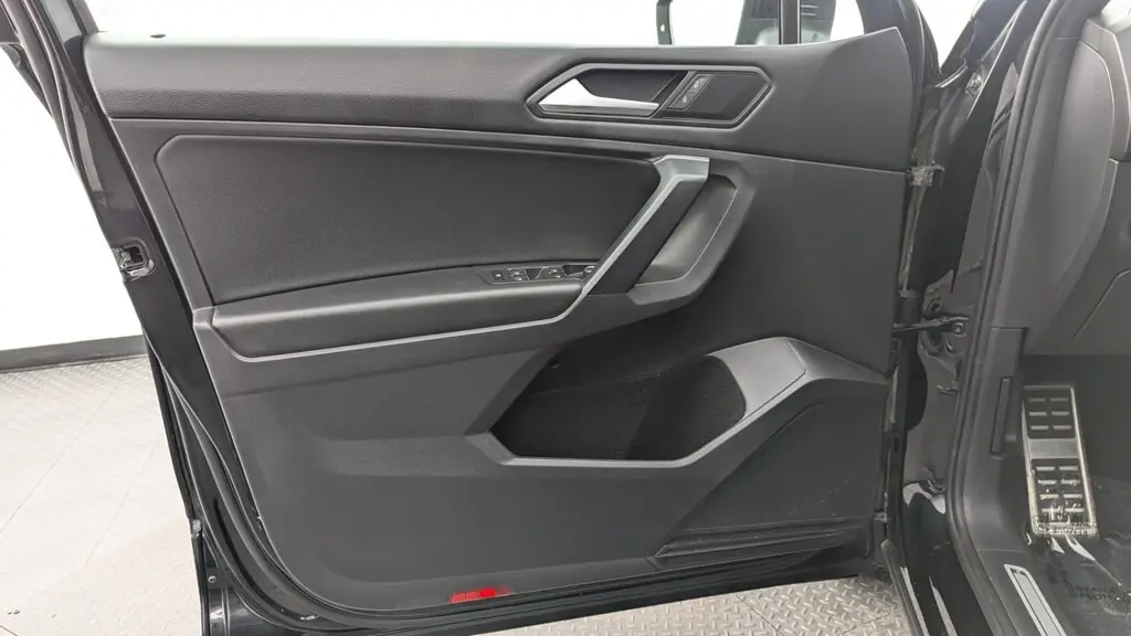 Florida Fine Cars - Used VOLKSWAGEN TIGUAN 2021 MIAMI SE R-LINE BLACK