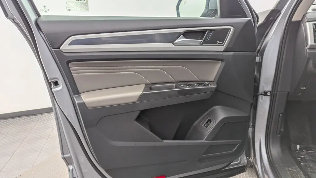 Florida Fine Cars - Used VOLKSWAGEN ATLAS 2022 MIAMI 3.6L V6 SEL PREMIUM R-LINE