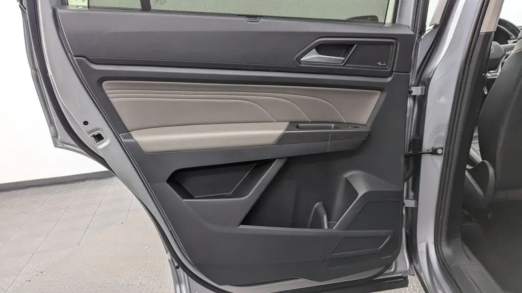 Florida Fine Cars - Used VOLKSWAGEN ATLAS 2022 MIAMI 3.6L V6 SEL PREMIUM R-LINE