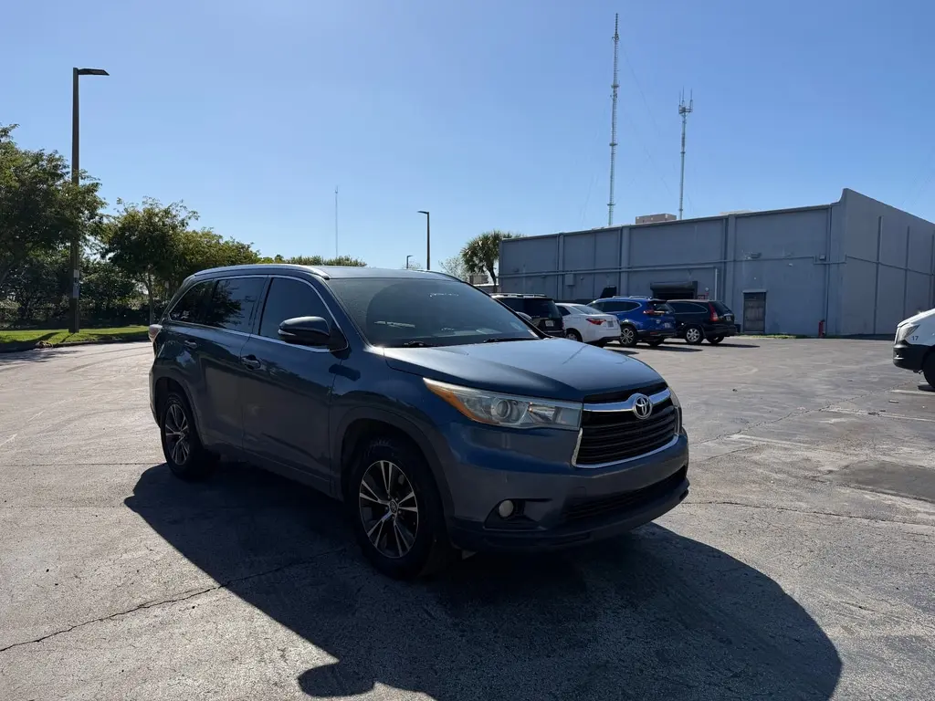 Florida Fine Cars - Used TOYOTA HIGHLANDER 2016 MARGATE XLE