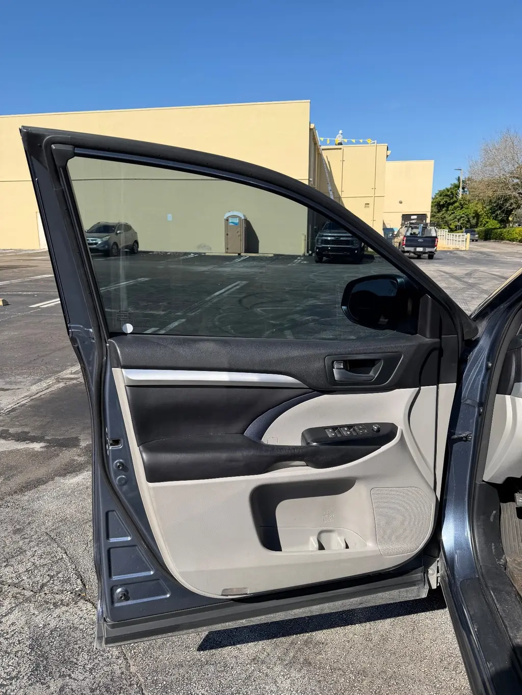 Florida Fine Cars - Used TOYOTA HIGHLANDER 2016 MARGATE XLE