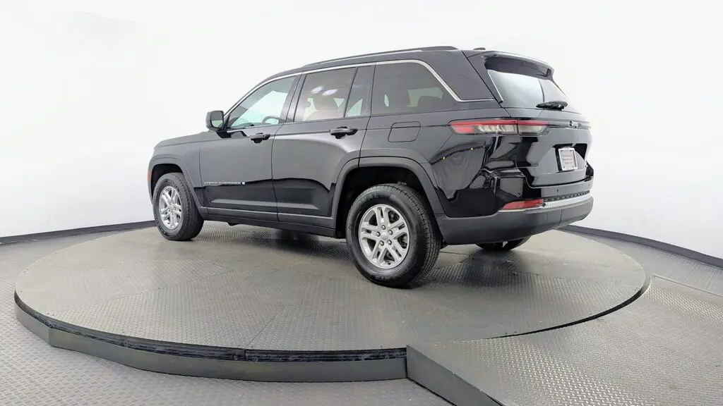 Florida Fine Cars - Used JEEP GRAND CHEROKEE 2024 MIAMI LAREDO