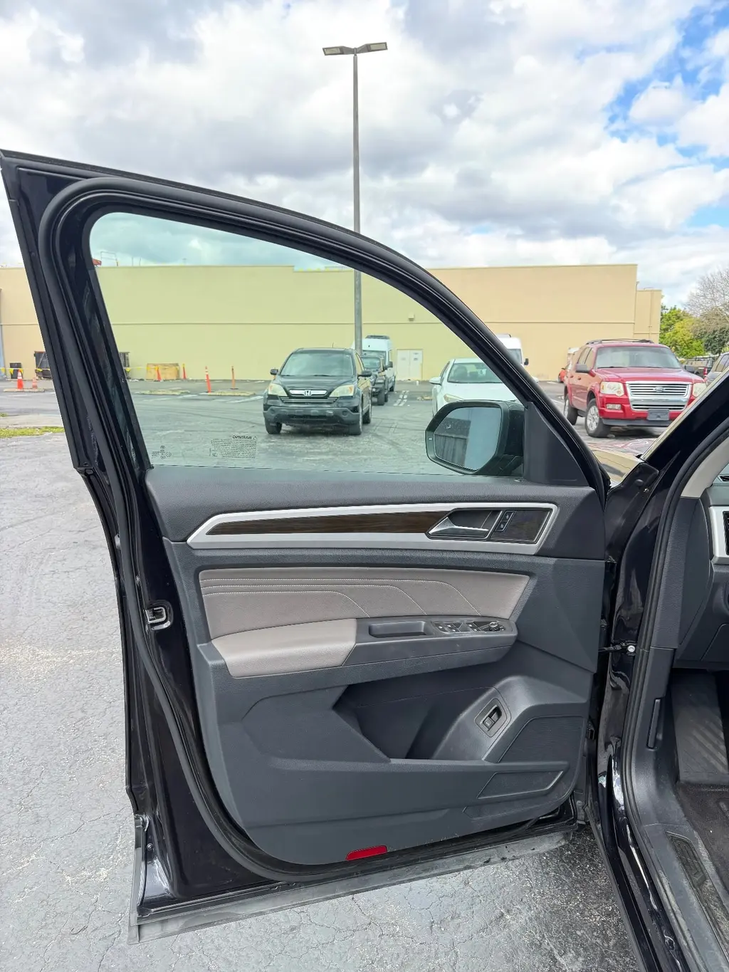 Florida Fine Cars - Used VOLKSWAGEN ATLAS 2022 MIAMI 3.6L V6 SE W/TECHNOLOGY