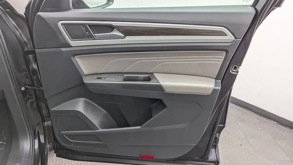 Florida Fine Cars - Used VOLKSWAGEN ATLAS 2022 MIAMI 3.6L V6 SE W/TECHNOLOGY