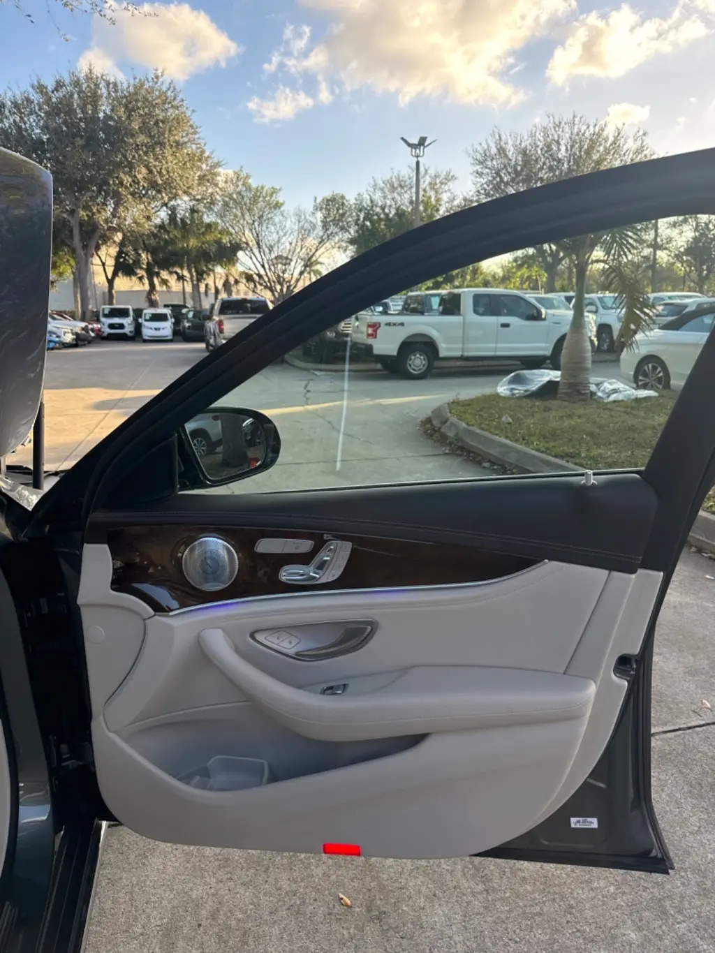 Florida Fine Cars - Used MERCEDES-BENZ E-CLASS 2017 WEST PALM E 300 LUXURY