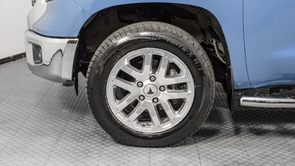 Florida Fine Cars - Used TOYOTA TUNDRA 4WD 2021 ORLANDO SR5