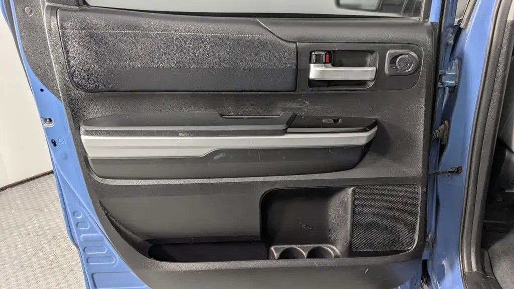 Florida Fine Cars - Used TOYOTA TUNDRA 4WD 2021 ORLANDO SR5