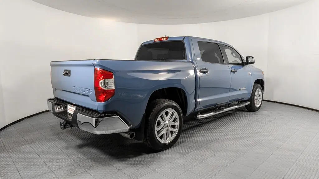 Florida Fine Cars - Used TOYOTA TUNDRA 4WD 2021 ORLANDO SR5