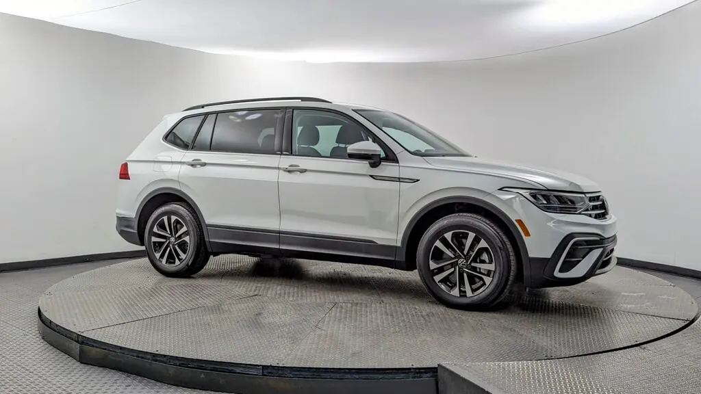 Florida Fine Cars - Used VOLKSWAGEN TIGUAN 2023 MIAMI S