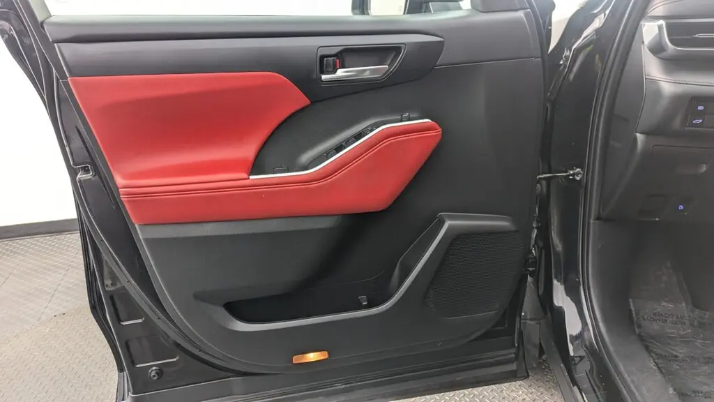 Florida Fine Cars - Used TOYOTA HIGHLANDER 2021 MIAMI XSE