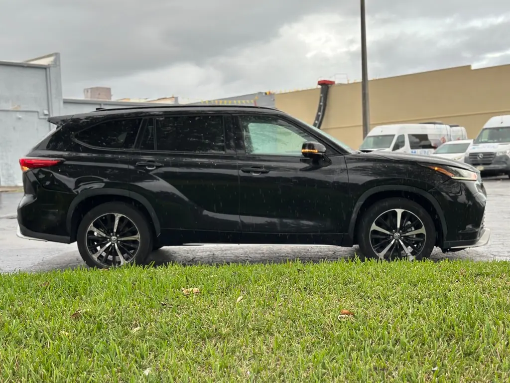 Florida Fine Cars - Used TOYOTA HIGHLANDER 2021 MIAMI XSE