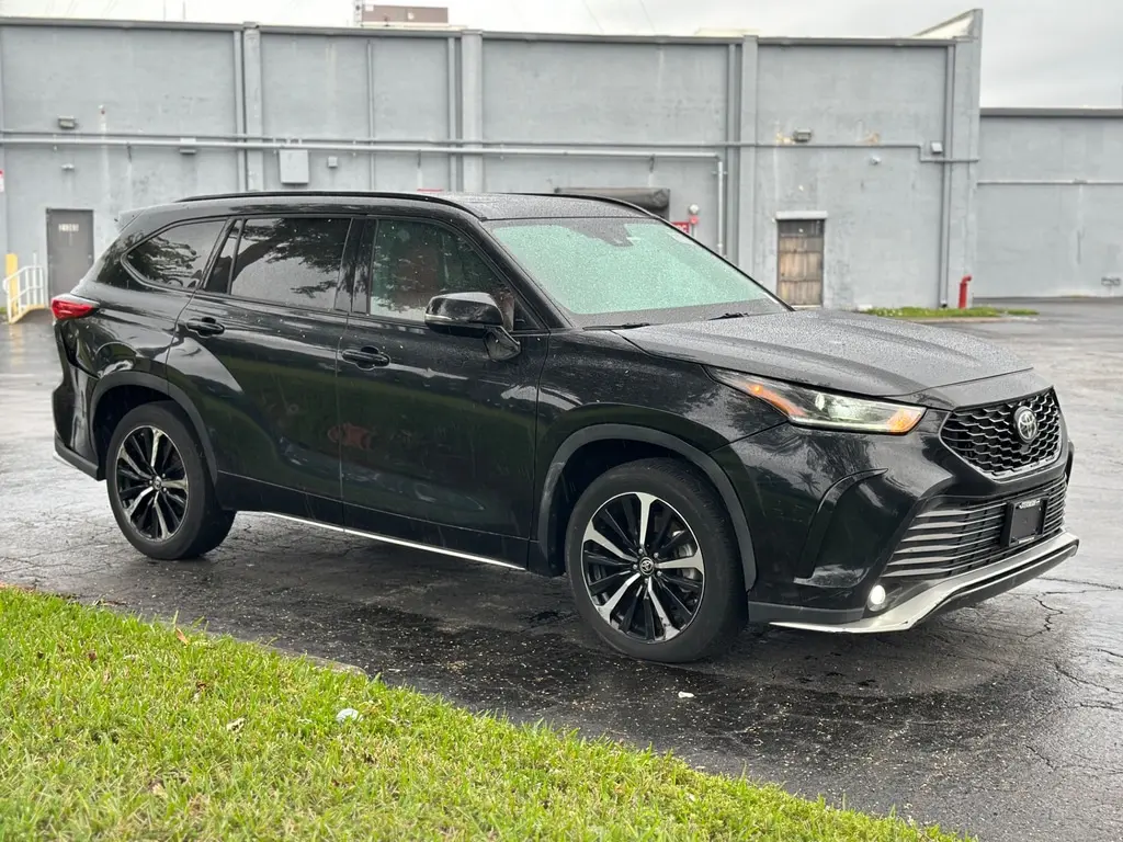Florida Fine Cars - Used TOYOTA HIGHLANDER 2021 MIAMI XSE