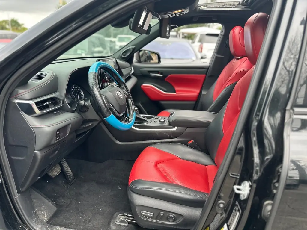 Florida Fine Cars - Used TOYOTA HIGHLANDER 2021 MIAMI XSE