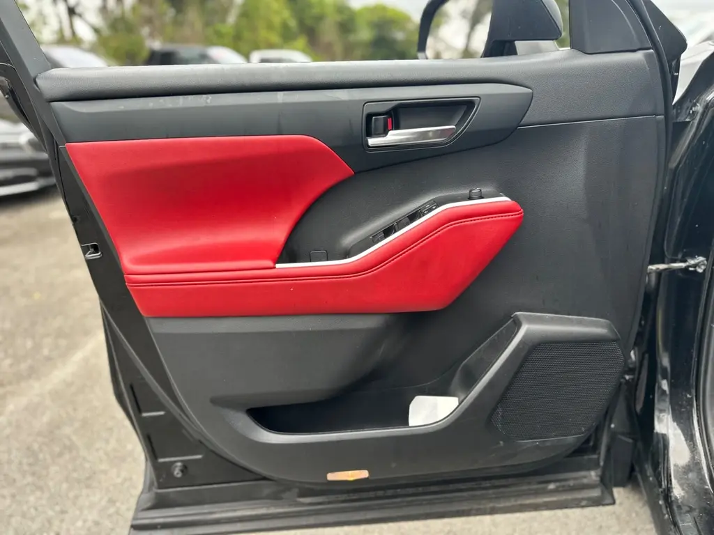 Florida Fine Cars - Used TOYOTA HIGHLANDER 2021 MIAMI XSE