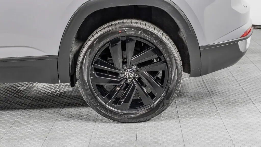 Florida Fine Cars - Used VOLKSWAGEN ATLAS CROSS SPORT 2021 ORLANDO 3.6L V6 SE W/TECHNOLOGY