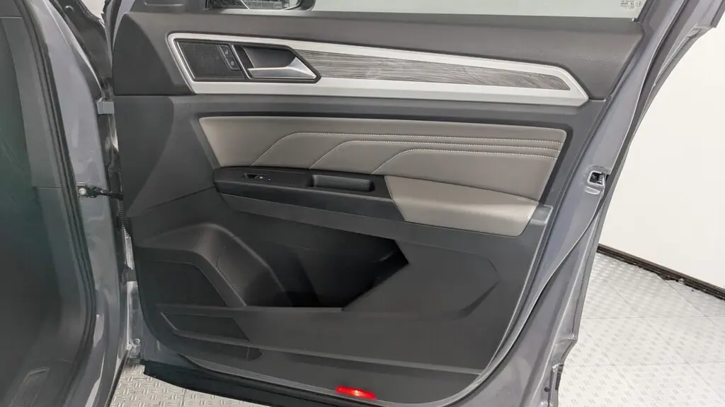 Florida Fine Cars - Used VOLKSWAGEN ATLAS CROSS SPORT 2021 ORLANDO 3.6L V6 SE W/TECHNOLOGY