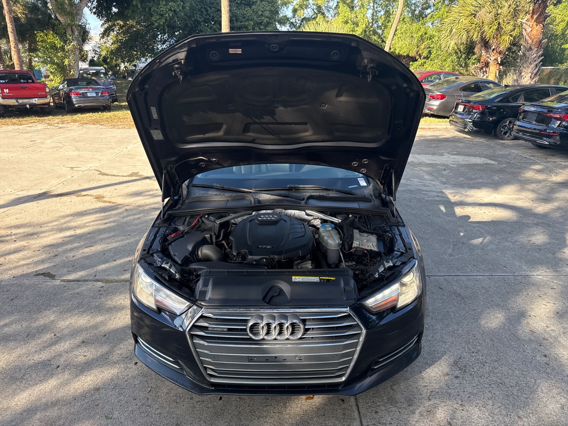 used vehicle - SEDAN AUDI A4 2017
