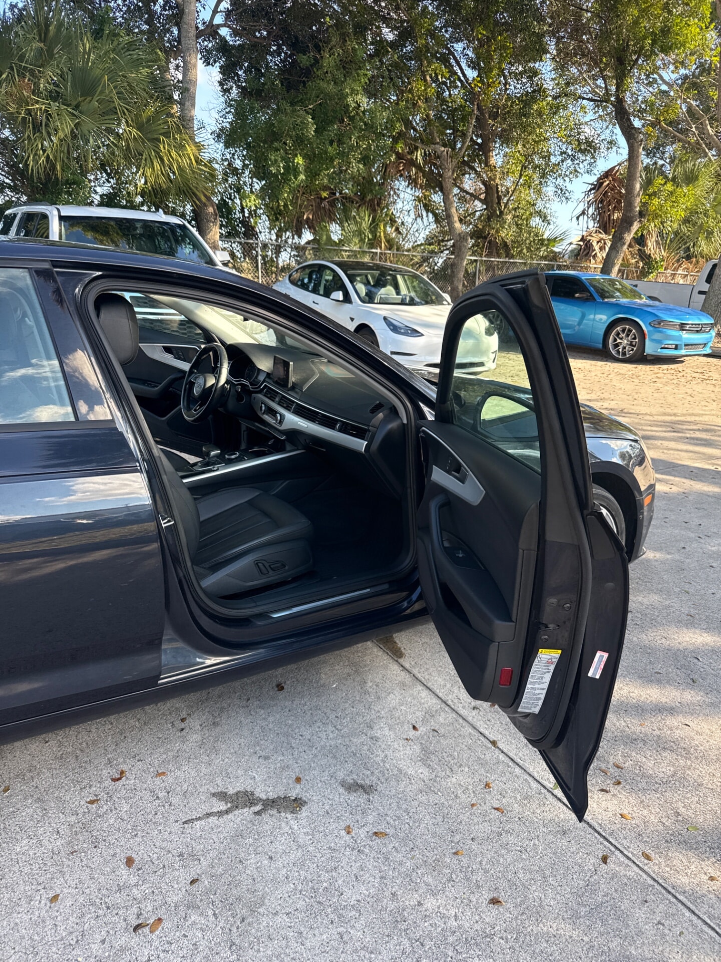 used vehicle - SEDAN AUDI A4 2017