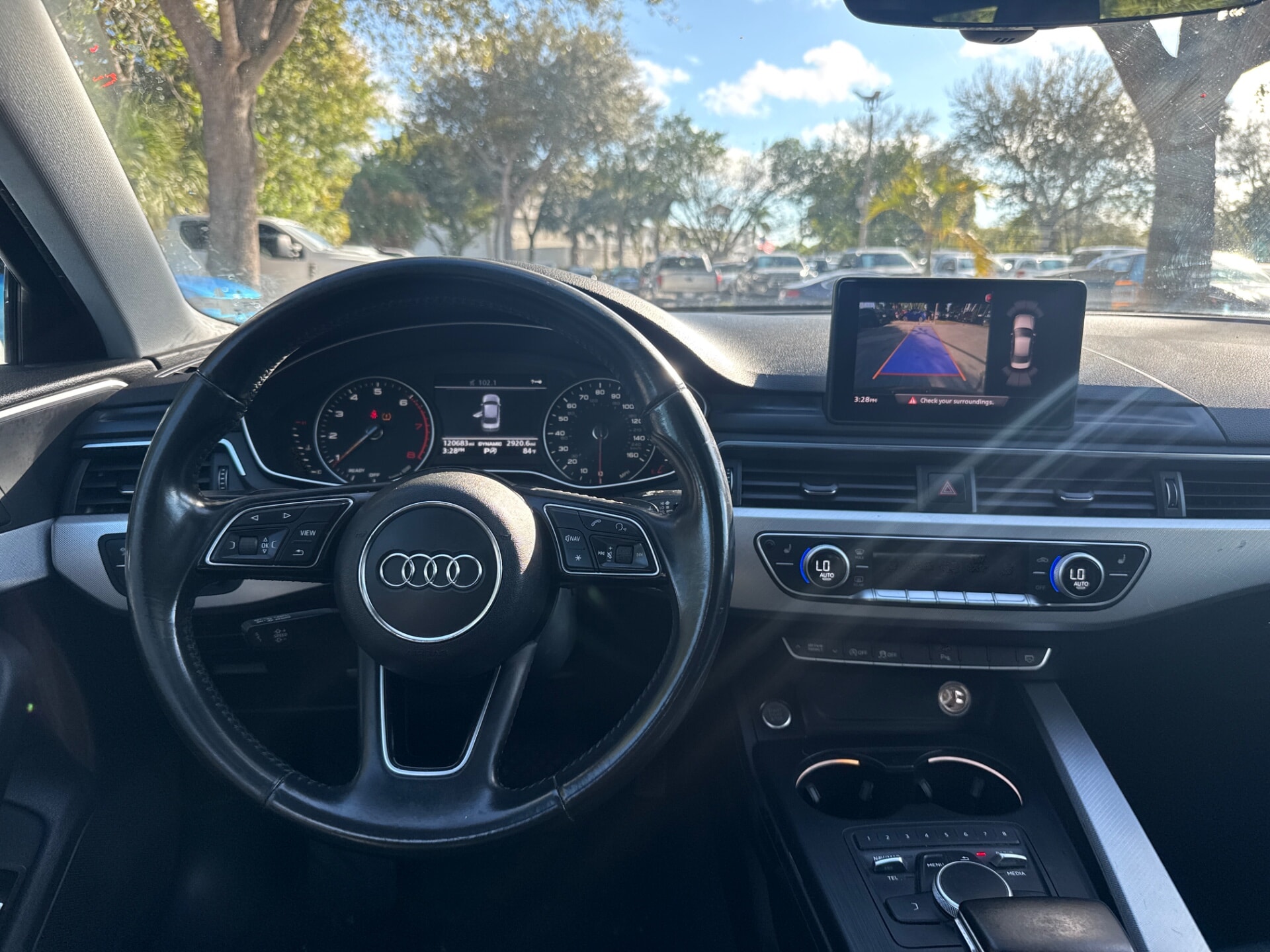 used vehicle - SEDAN AUDI A4 2017