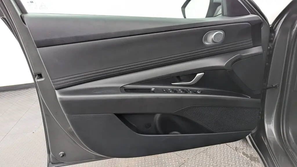 Florida Fine Cars - Used HYUNDAI ELANTRA 2025 WEST PALM SEL CONVENIENCE