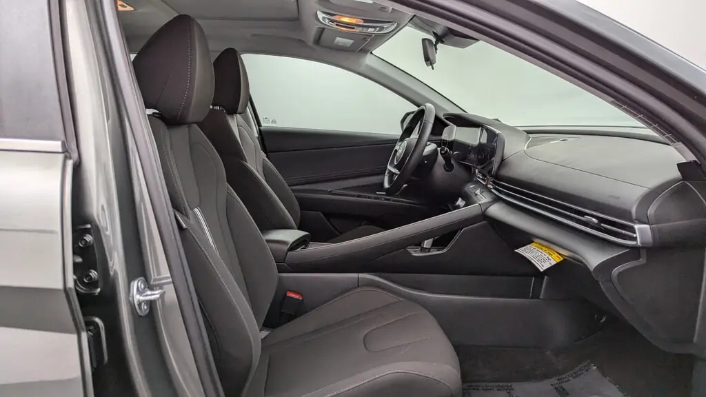 Florida Fine Cars - Used HYUNDAI ELANTRA 2025 WEST PALM SEL CONVENIENCE