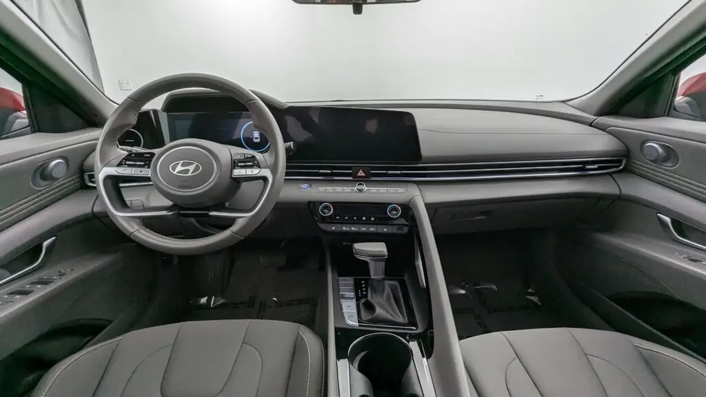 Florida Fine Cars - Used HYUNDAI ELANTRA 2025 WEST PALM SEL CONVENIENCE