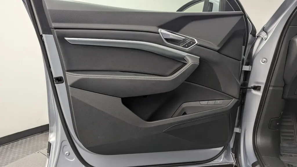 Florida Fine Cars - Used AUDI E-TRON SPORTBACK 2023 WEST PALM S LINE PREMIUM