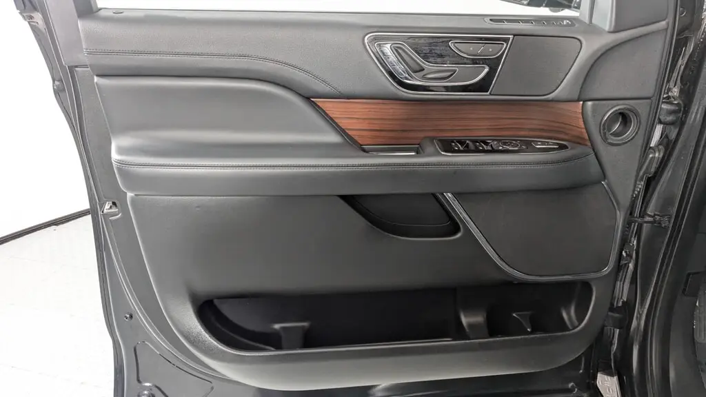 Florida Fine Cars - Used LINCOLN NAVIGATOR 2023 ORLANDO STANDARD