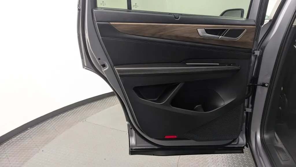 Florida Fine Cars - Used VOLKSWAGEN ATLAS 2025 WEST PALM 2.0T SE W/TECHNOLOGY