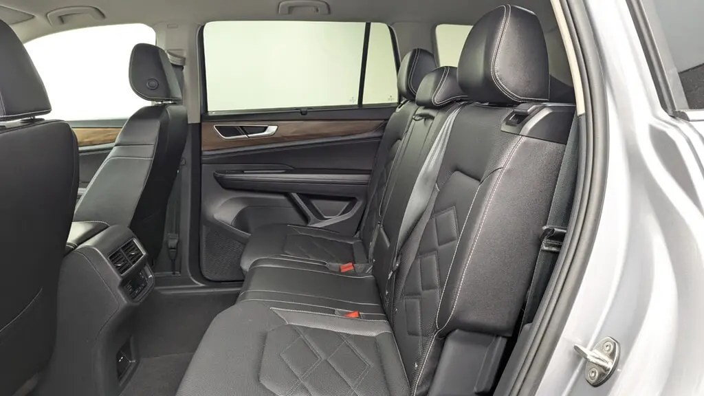 Florida Fine Cars - Used VOLKSWAGEN ATLAS 2025 WEST PALM 2.0T SE W/TECHNOLOGY