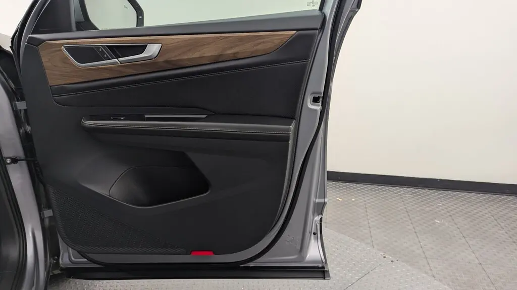 Florida Fine Cars - Used VOLKSWAGEN ATLAS 2025 WEST PALM 2.0T SE W/TECHNOLOGY