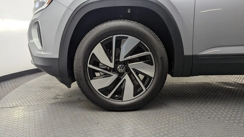 Florida Fine Cars - Used VOLKSWAGEN ATLAS 2025 WEST PALM 2.0T SE W/TECHNOLOGY