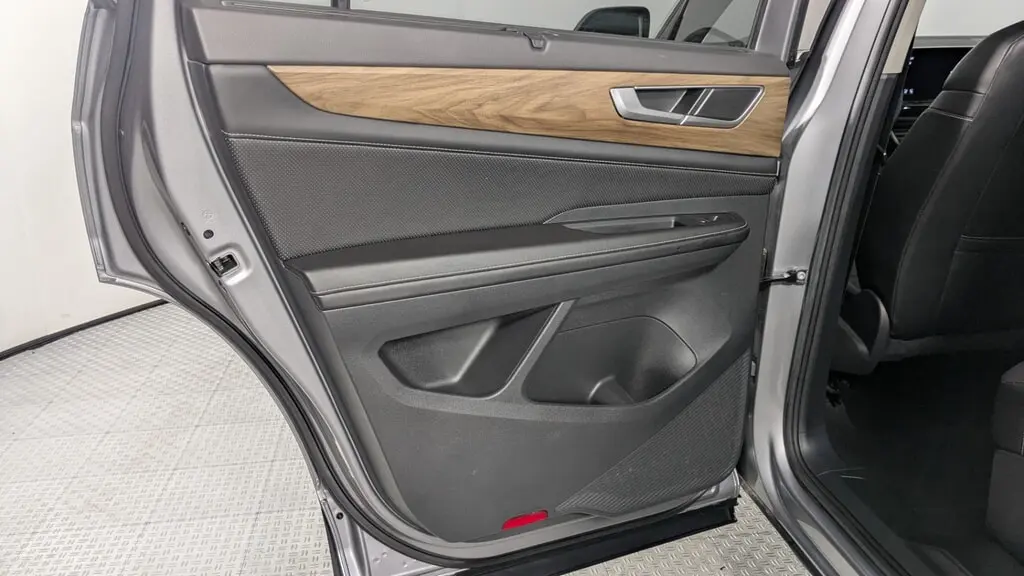 Florida Fine Cars - Used VOLKSWAGEN ATLAS 2024 ORLANDO 2.0T SE W/TECHNOLOGY