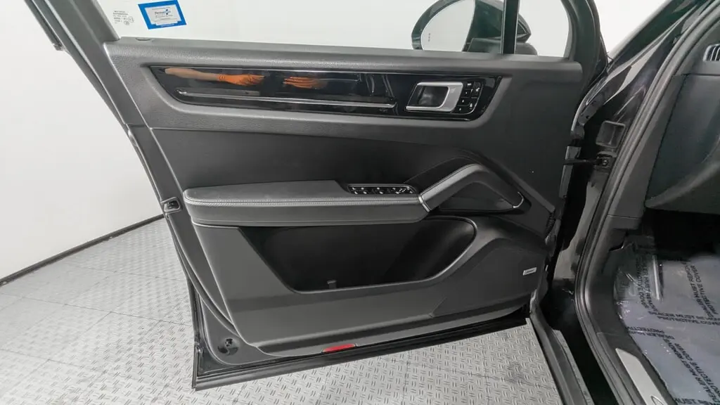 Florida Fine Cars - Used PORSCHE CAYENNE 2019 ORLANDO