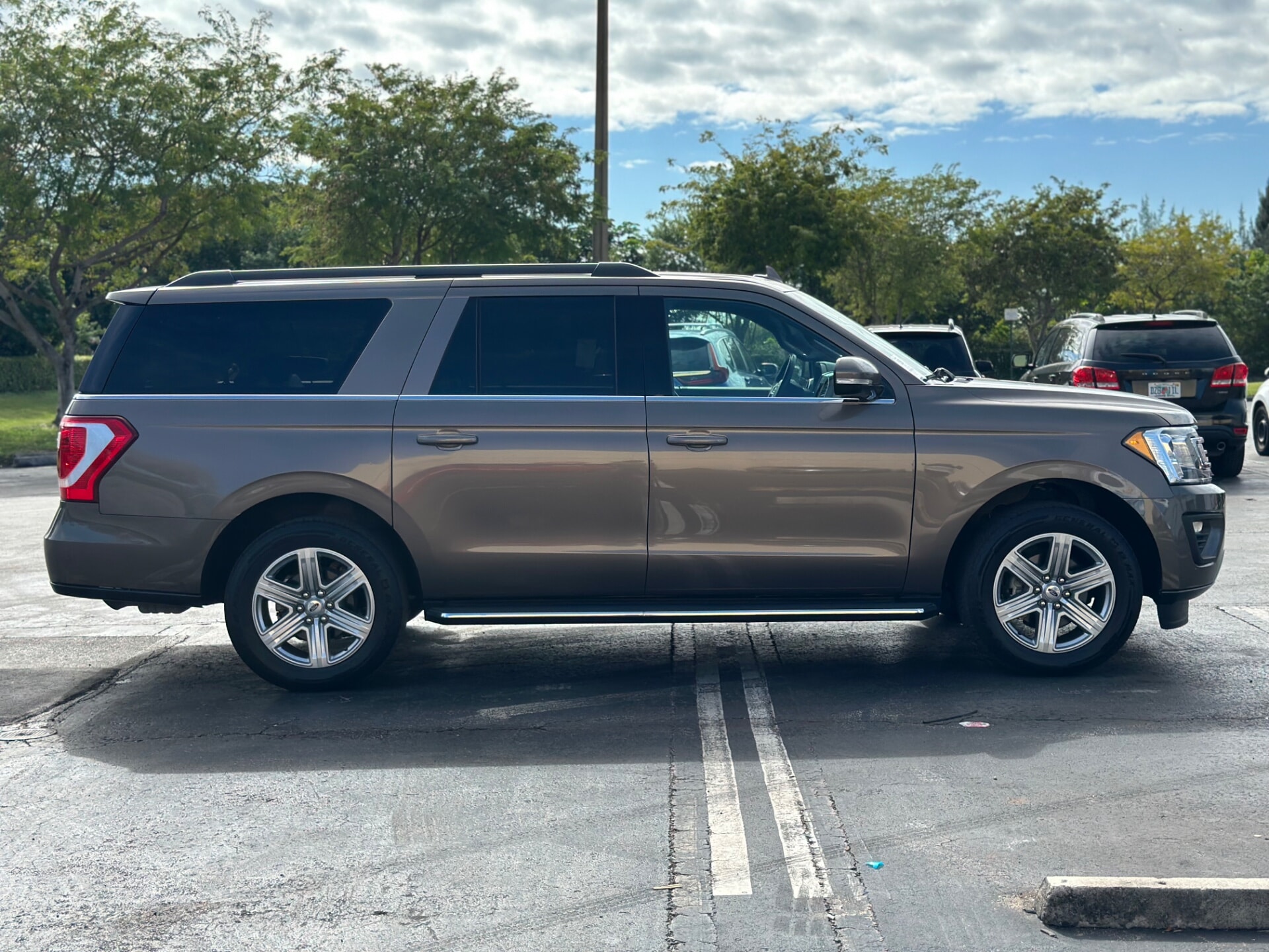 Florida Fine Cars - Used FORD EXPEDITION MAX 2019 MIAMI XLT