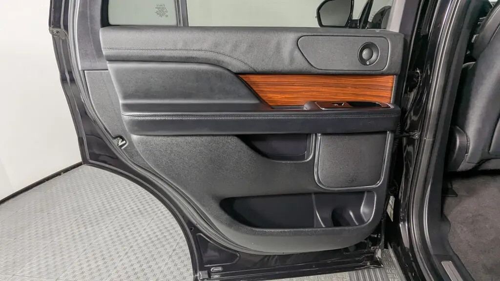 Florida Fine Cars - Used LINCOLN NAVIGATOR 2020 ORLANDO STANDARD