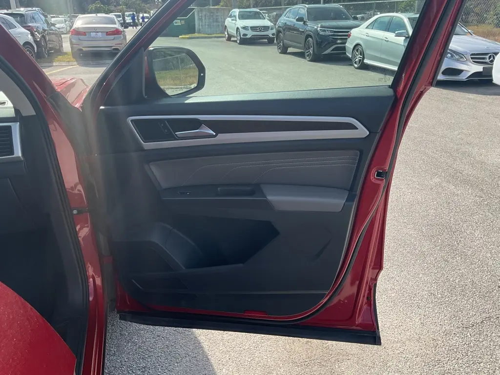 Florida Fine Cars - Used VOLKSWAGEN ATLAS 2022 ORLANDO 3.6L V6 SE W/TECHNOLOGY