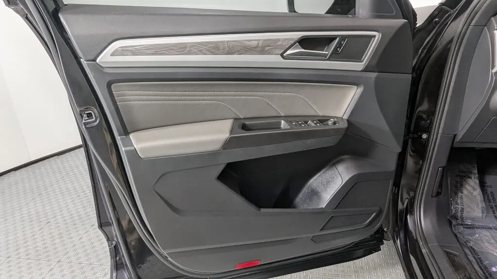 Florida Fine Cars - Used VOLKSWAGEN ATLAS CROSS SPORT 2022 ORLANDO 3.6L V6 SE W/TECHNOLOGY