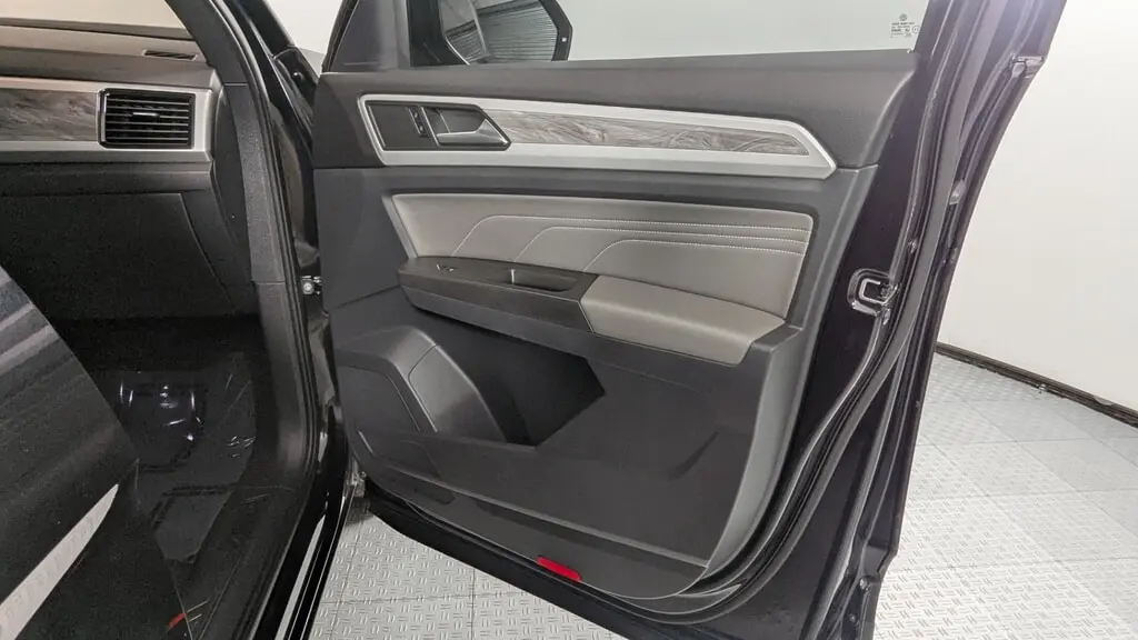 Florida Fine Cars - Used VOLKSWAGEN ATLAS CROSS SPORT 2022 ORLANDO 3.6L V6 SE W/TECHNOLOGY