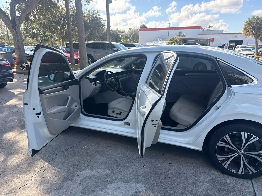 Florida Fine Cars - Used VOLKSWAGEN PASSAT 2021 WEST PALM 2.0T SE