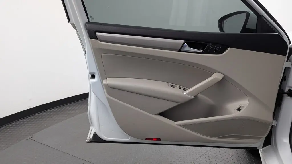 Florida Fine Cars - Used VOLKSWAGEN PASSAT 2021 WEST PALM 2.0T SE