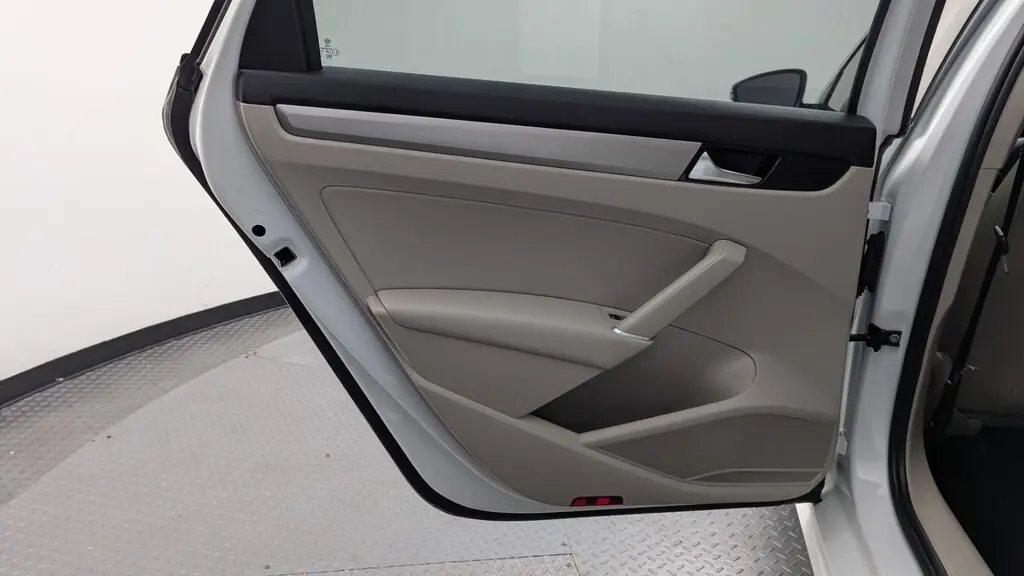 Florida Fine Cars - Used VOLKSWAGEN PASSAT 2021 WEST PALM 2.0T SE